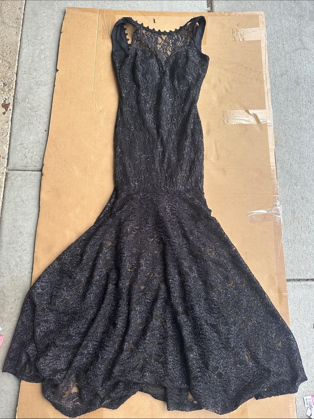 Sleeveless Black Lace Mermaid Maxi Dress